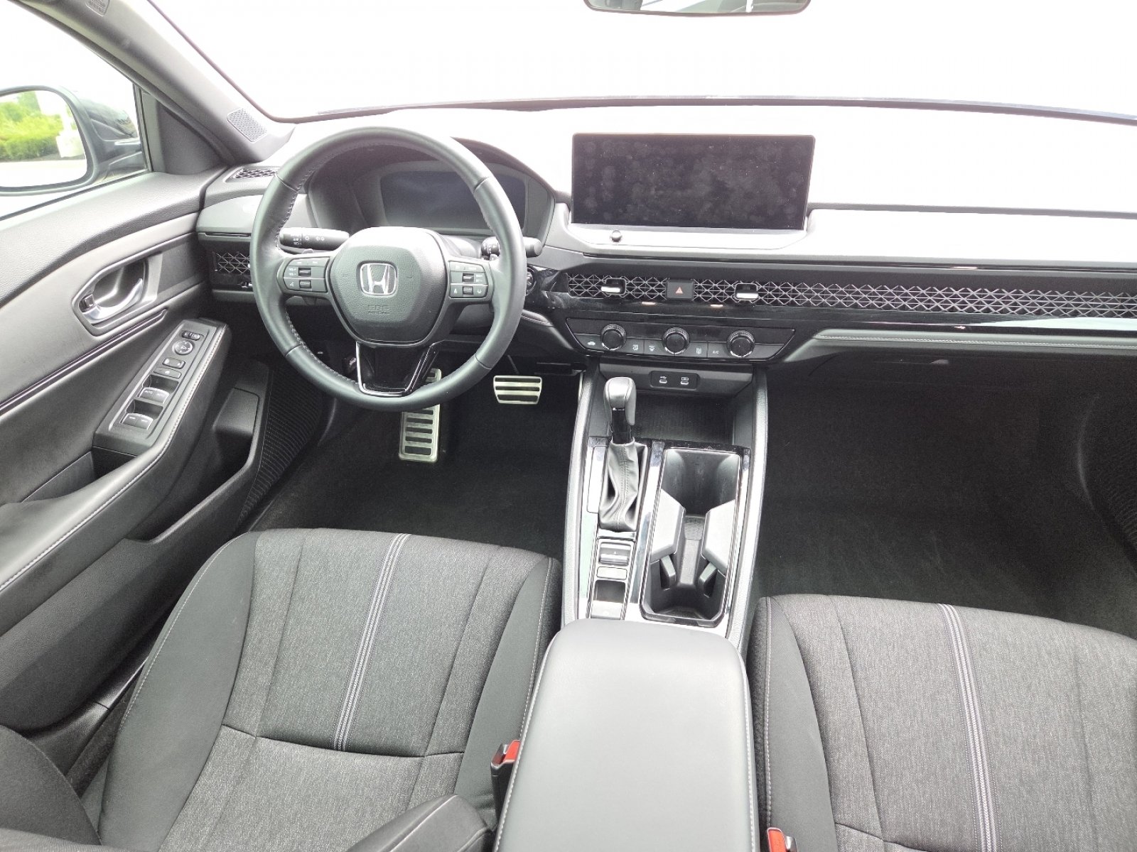 Used 2024 Honda Accord Sport image 22