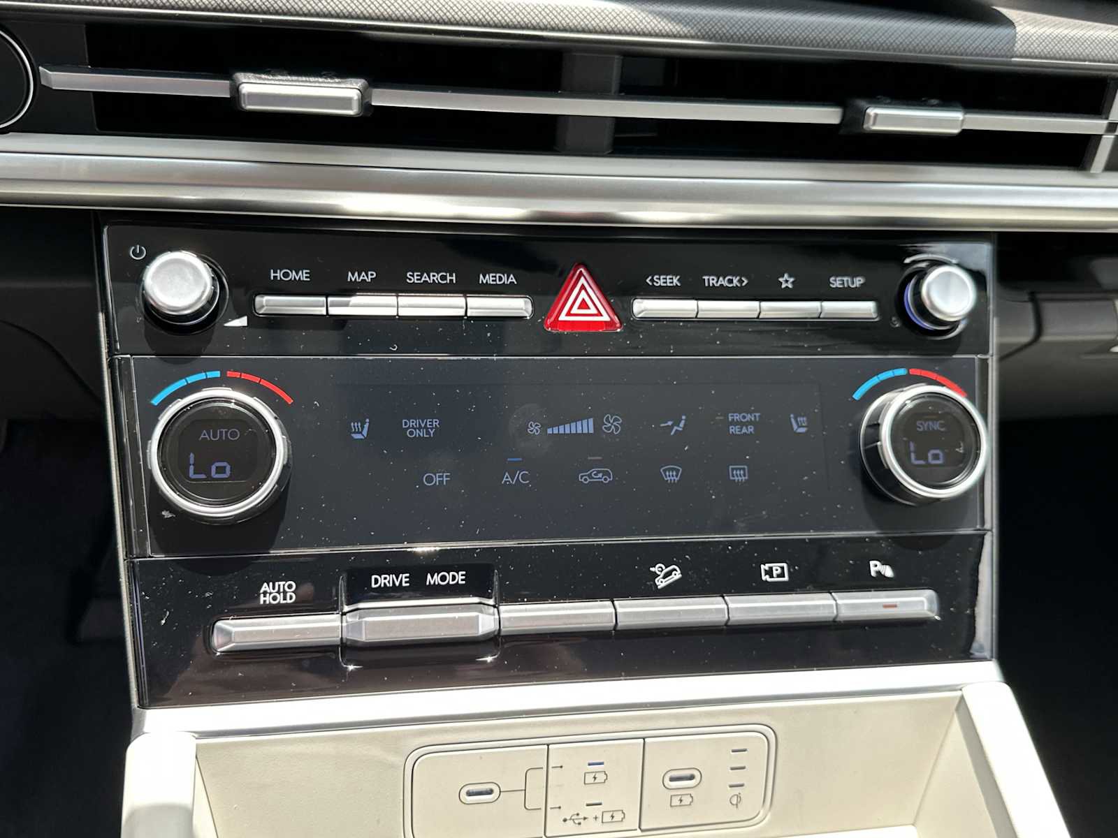 New 2026 Hyundai Santa Fe SEL FWD image 19