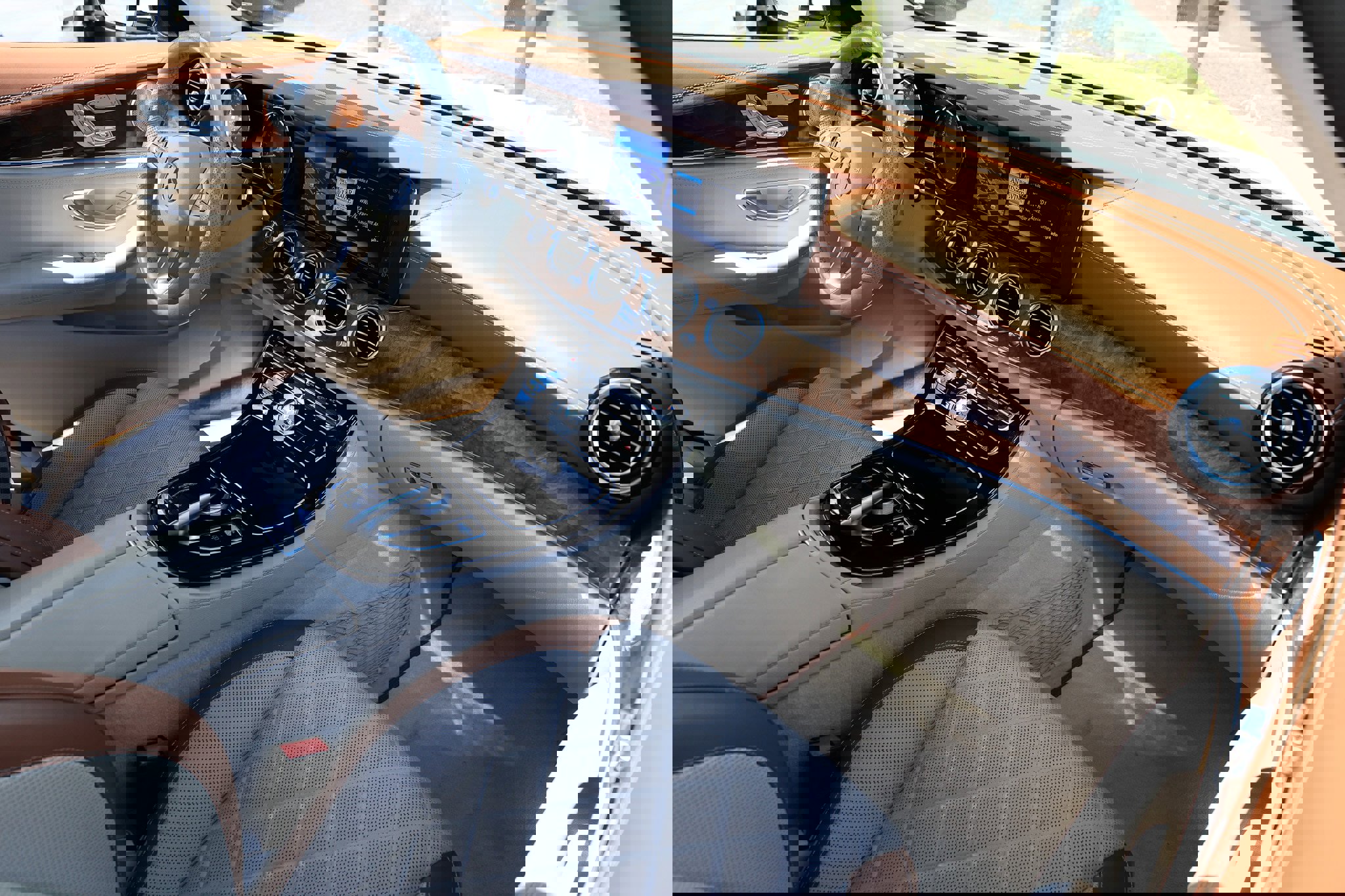 Used 2017 Mercedes-Benz E 300 4MATIC image 20