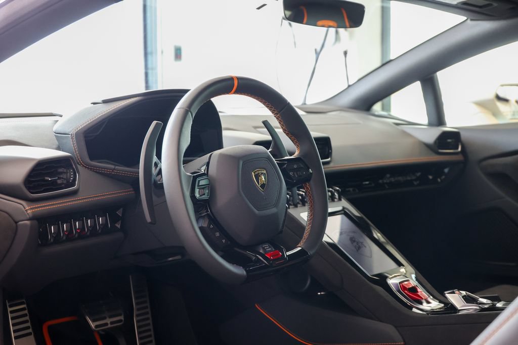 Used 2024 Lamborghini Huracan Tecnica RWD image 44