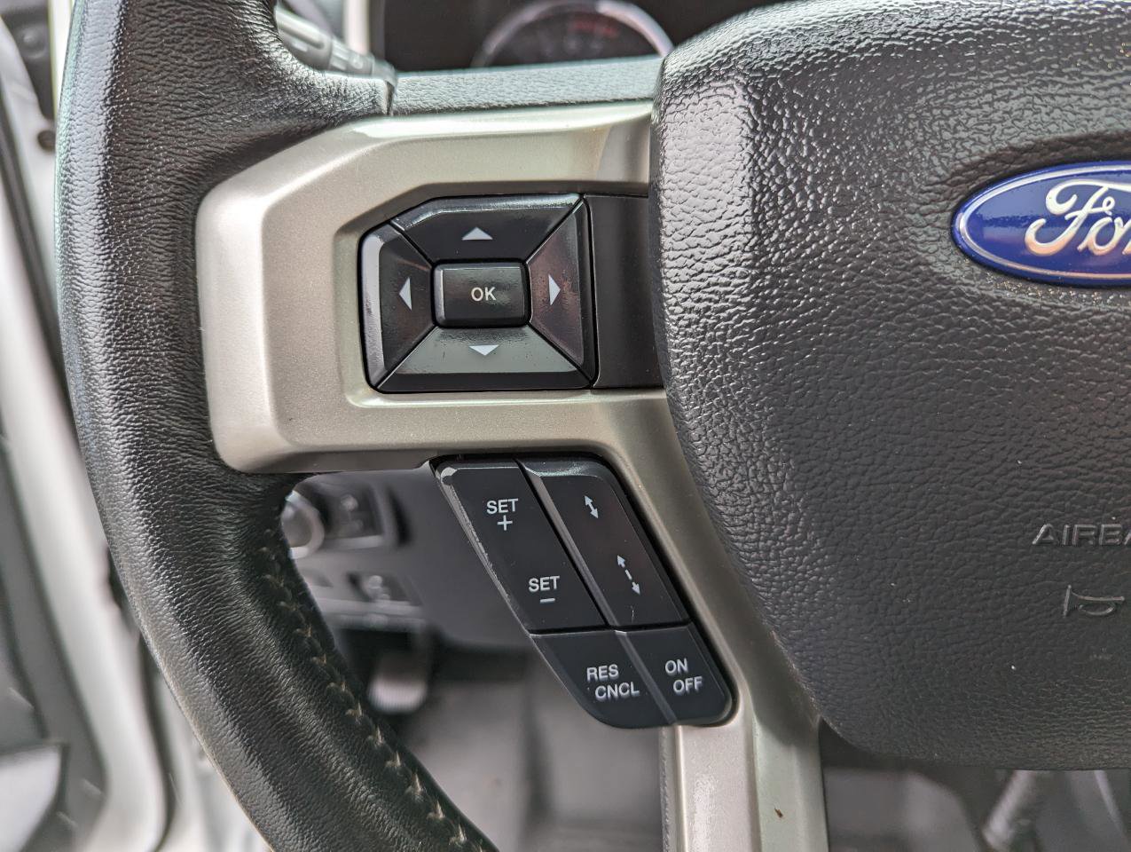 Used 2022 Ford F350 Lariat w/ Lariat Ultimate Package image 17