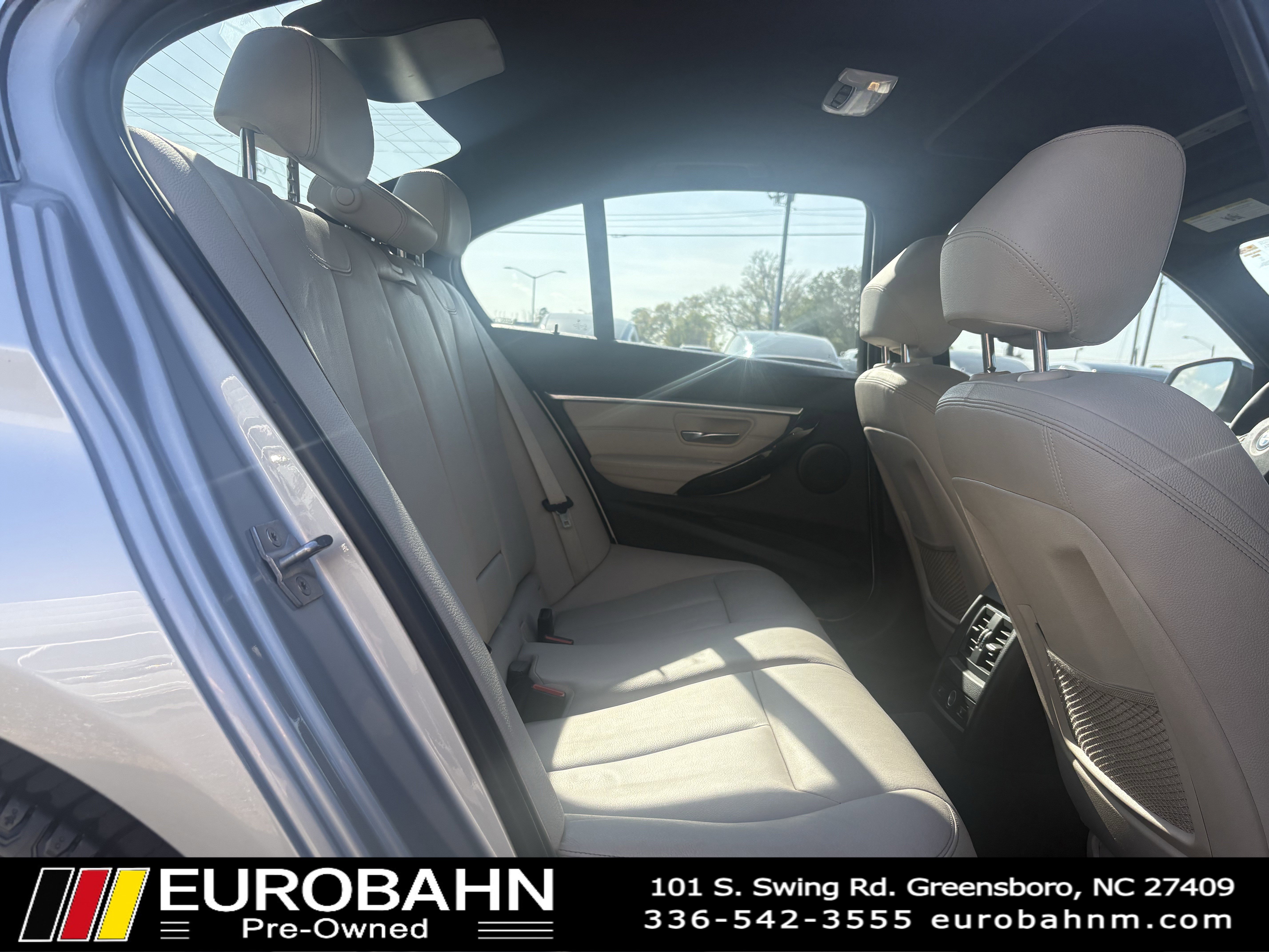 Used 2017 BMW 330i Sedan image 11