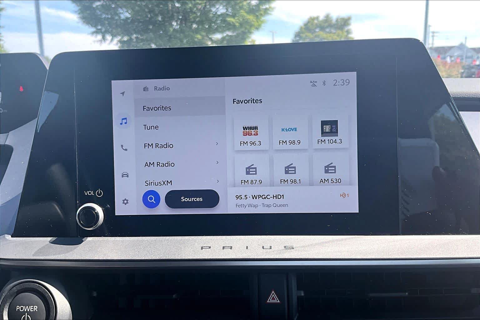 Used 2024 Toyota Prius XLE FWD image 33