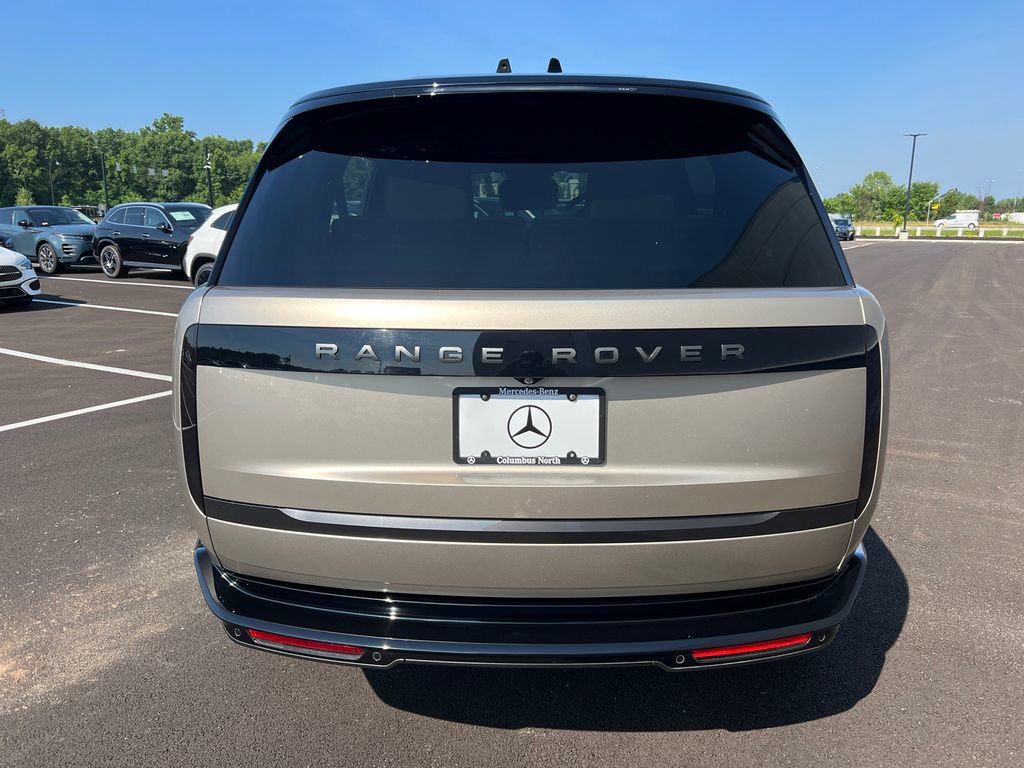 Used 2025 Land Rover Range Rover Long Wheelbase SE AWD/4WD image 6