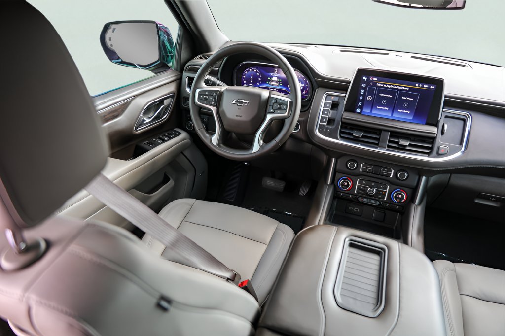 Used 2023 Chevrolet Tahoe Z71 w/ Luxury Package AWD/4WD image 30