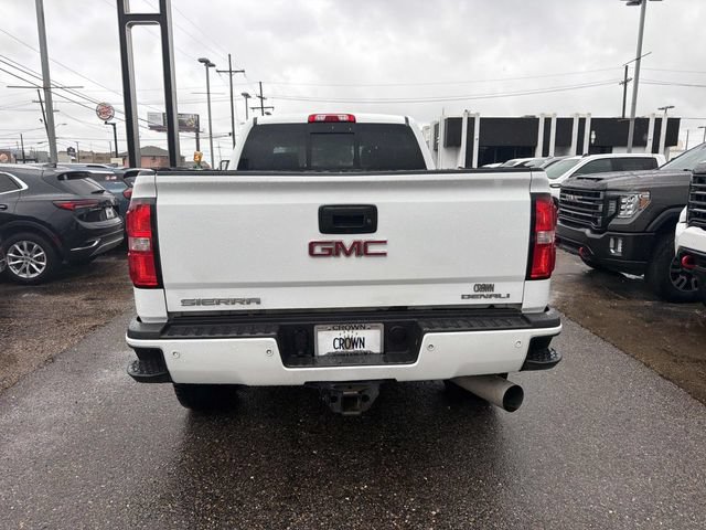 Used 2019 GMC Sierra 2500 Denali w/ Duramax Plus Package AWD/4WD image 8