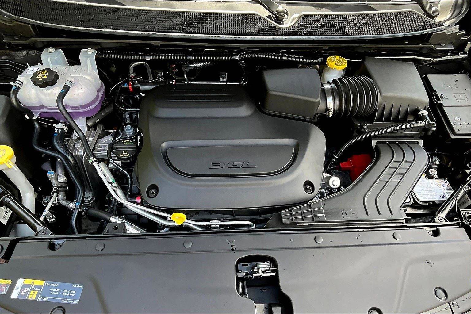 New 2026 Chrysler Pacifica Limited w/ S Appearance Package image 10