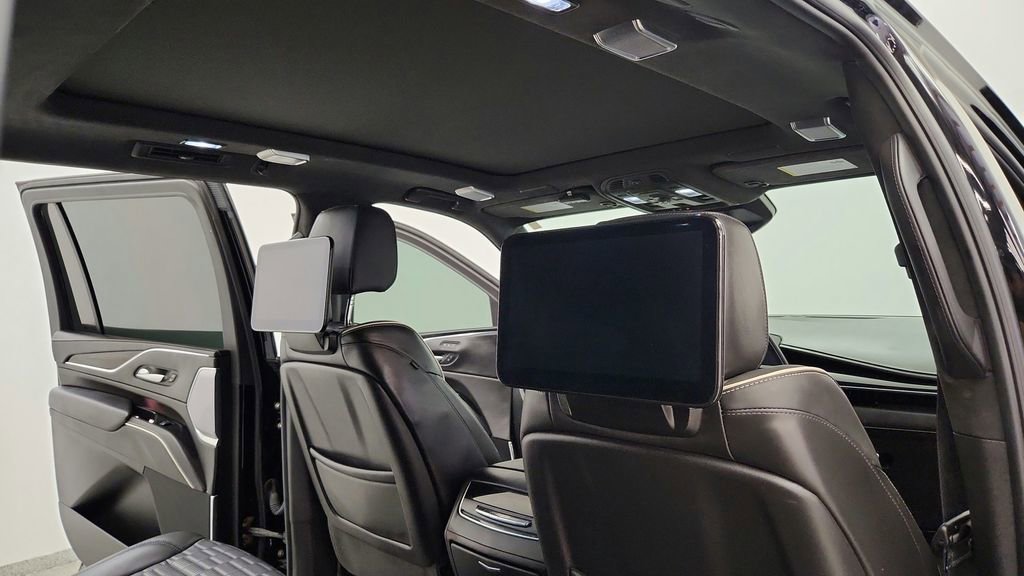 Used 2023 Cadillac Escalade ESV V w/ Heavy-Duty Trailer Package image 46