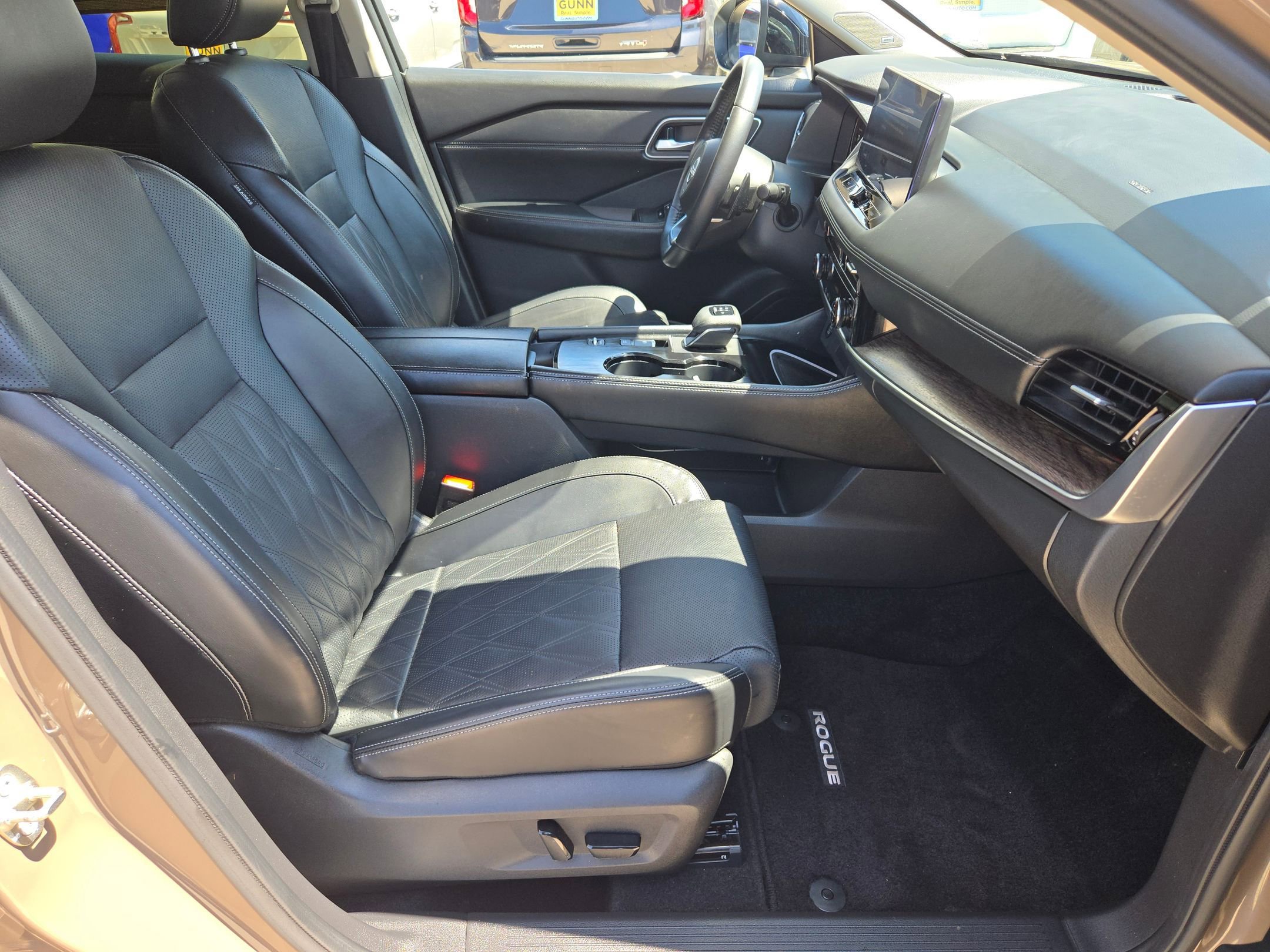 Certified 2024 Nissan Rogue Platinum image 28