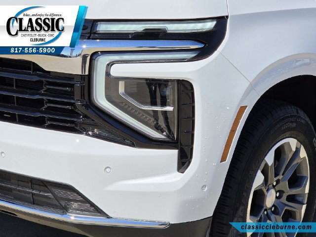 Used 2025 Chevrolet Suburban LS RWD image 11
