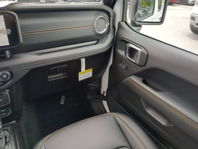 New 2024 Jeep Wrangler Sahara w/ Technology Group image 19