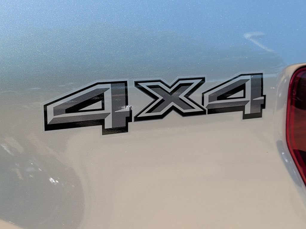 Used 2025 Ford F150 Lariat AWD/4WD image 45