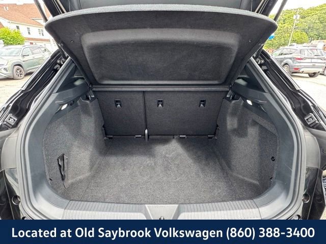 Certified 2022 Volkswagen ID.4 Pro image 18