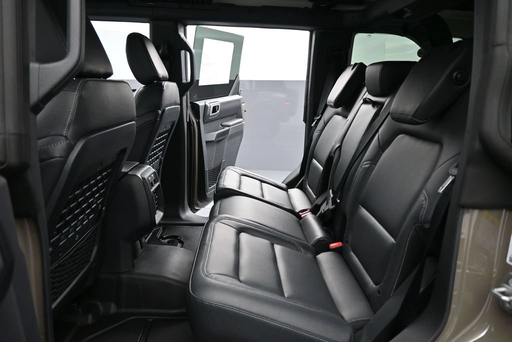New 2026 Ford Bronco Badlands AWD/4WD image 18