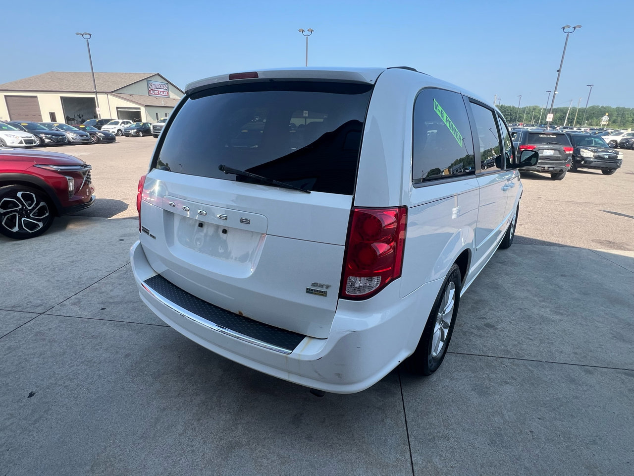 Used 2014 Dodge Grand Caravan SXT image 5