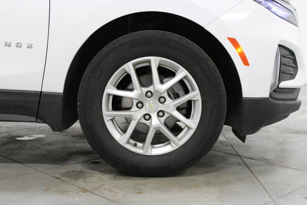 Used 2023 Chevrolet Equinox LT image 12