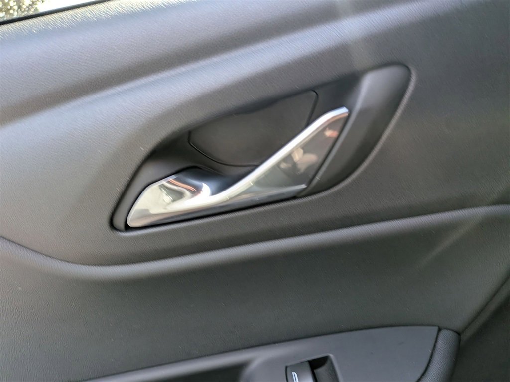 Used 2025 Chevrolet Blazer RS image 24