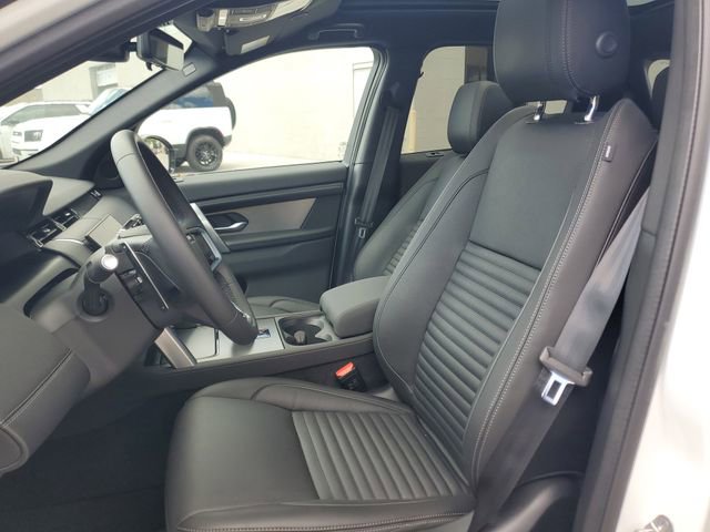 Certified 2025 Land Rover Discovery Sport Dynamic SE image 19