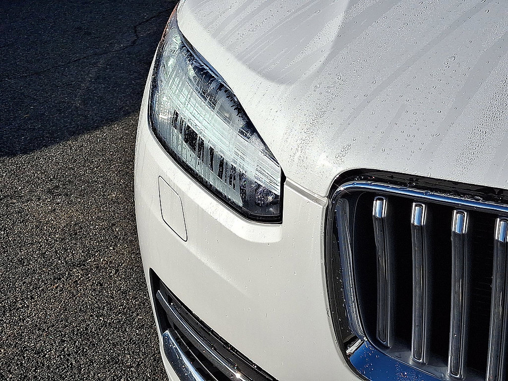 Used 2023 Volvo XC90 B6 Plus w/ Protection Package Premier AWD/4WD image 27
