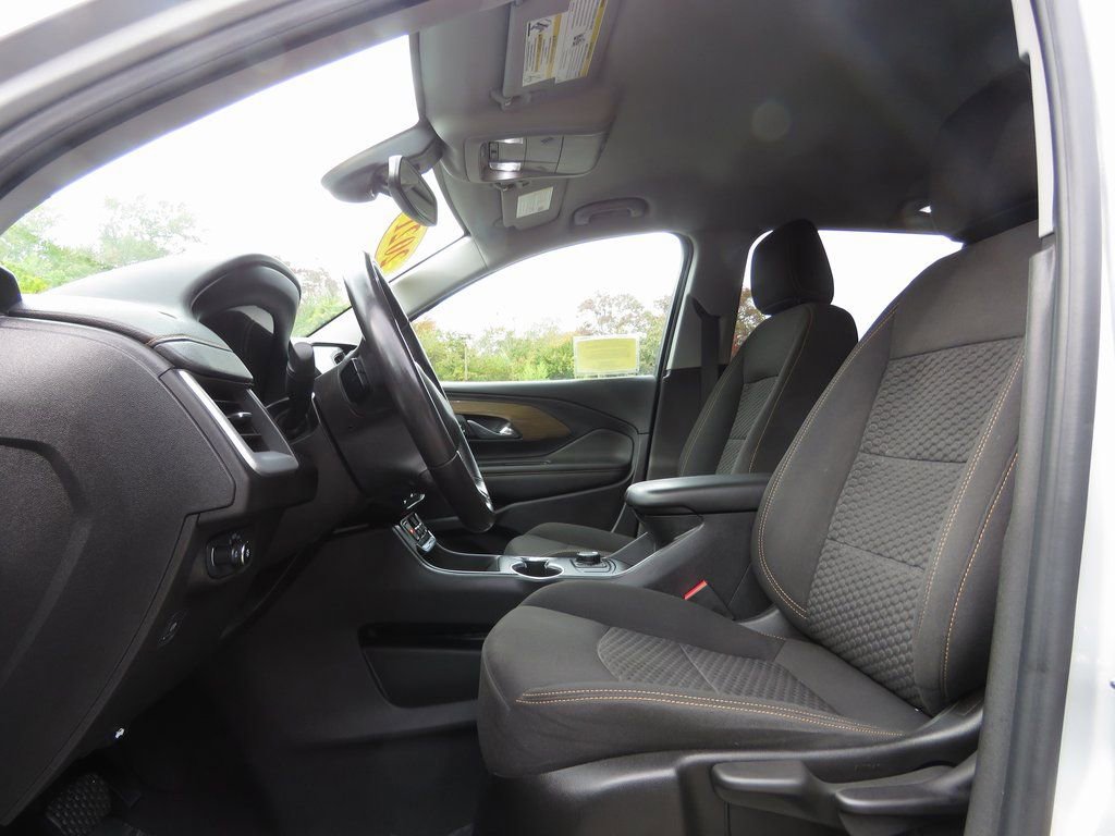 Used 2021 GMC Terrain SLE image 11