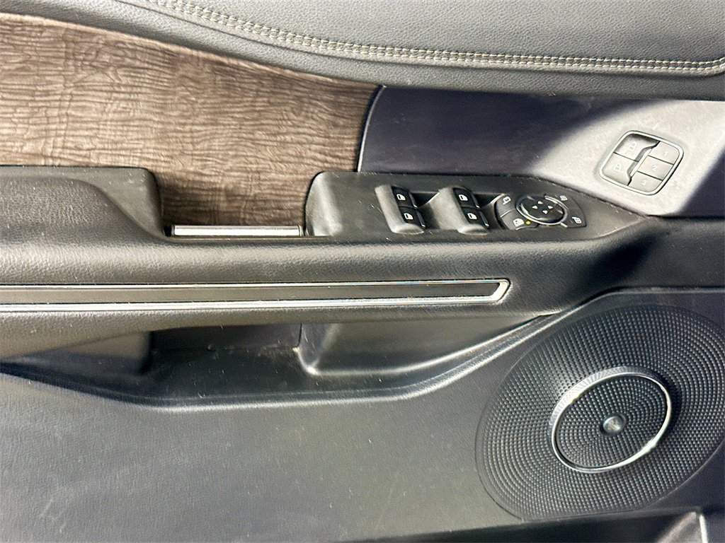 Used 2020 Ford Expedition Max Limited w/ Equipment Group 301A image 19