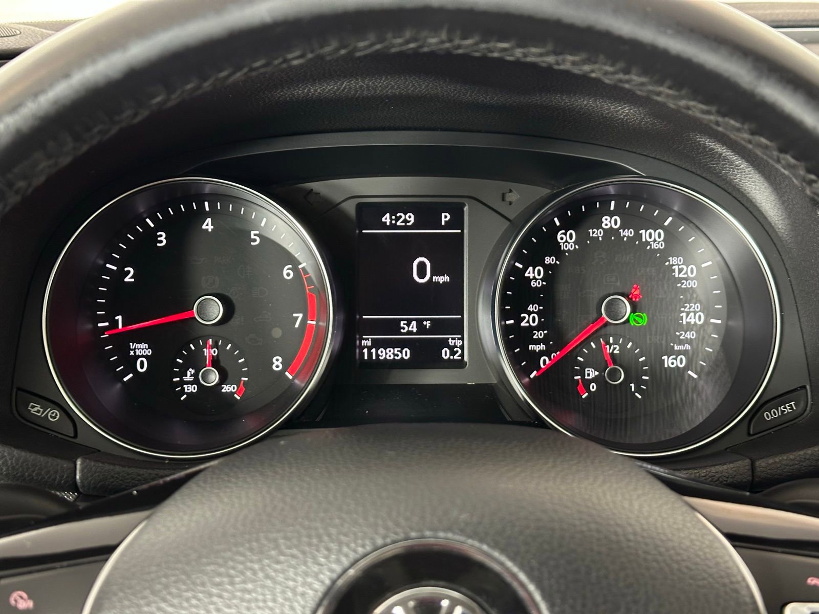 Used 2018 Volkswagen Passat 2.0T R-Line w/ R-Line Lighting Package image 11