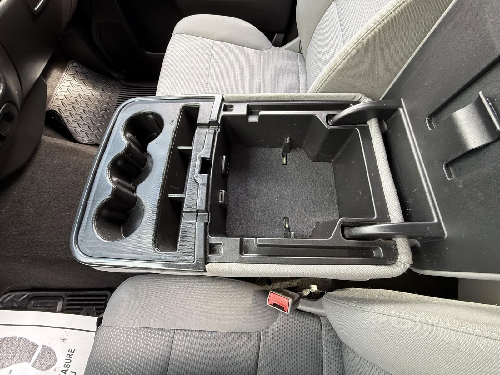 Used 2018 Chevrolet Silverado 1500 Custom w/ Custom Convenience Package RWD image 43