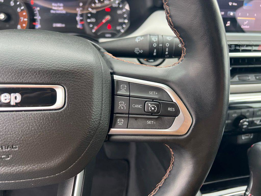 Used 2022 Jeep Compass Limited image 37