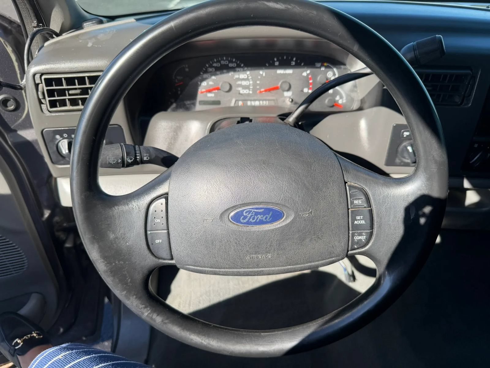 Used 2004 Ford F250 XL AWD/4WD image 13