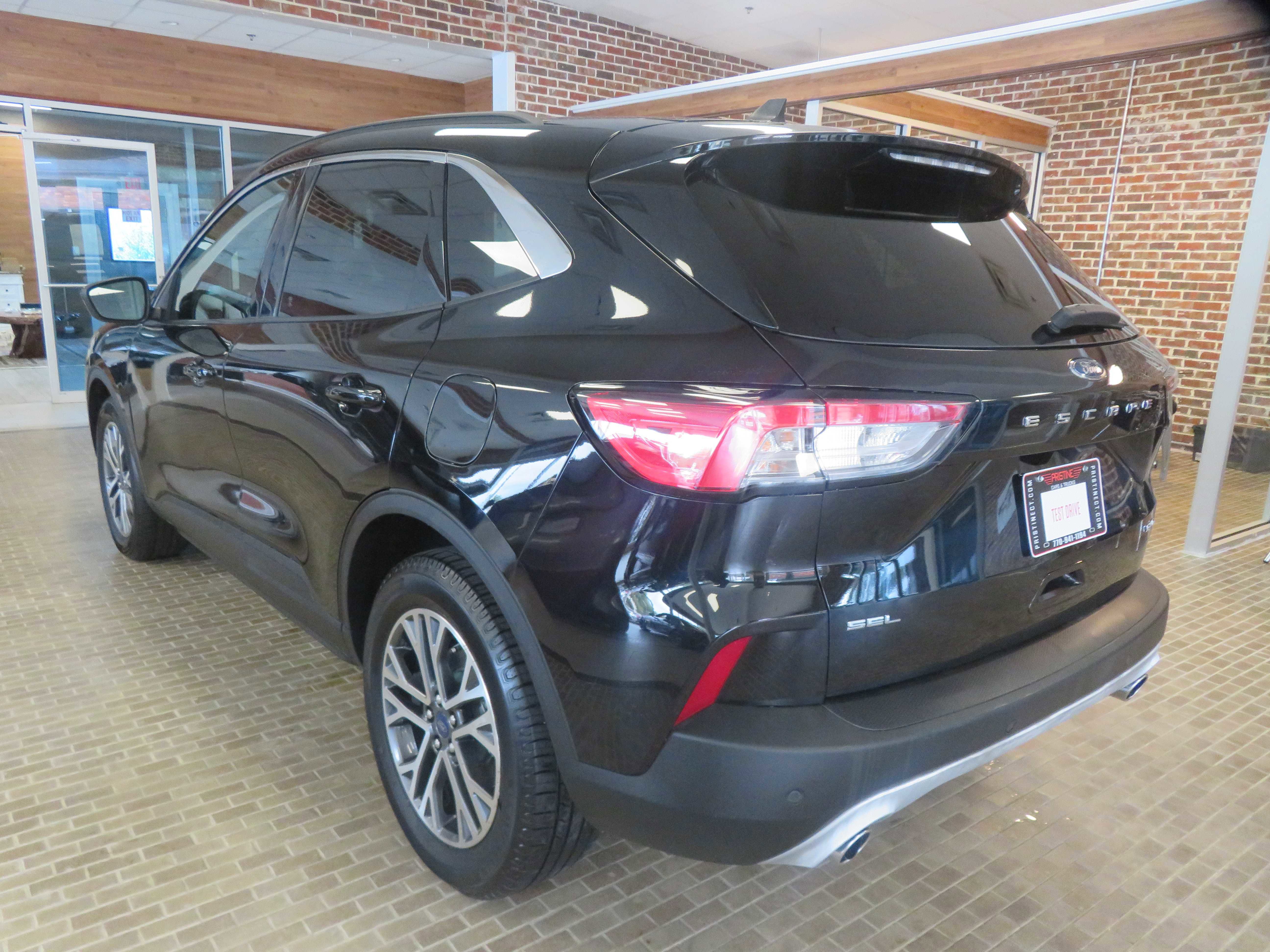 Used 2020 Ford Escape SEL image 6