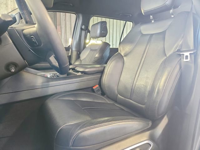 Used 2024 Jeep Wagoneer Series II AWD/4WD image 11