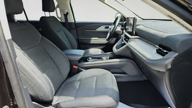 Certified 2025 Ford Explorer Active AWD/4WD image 25