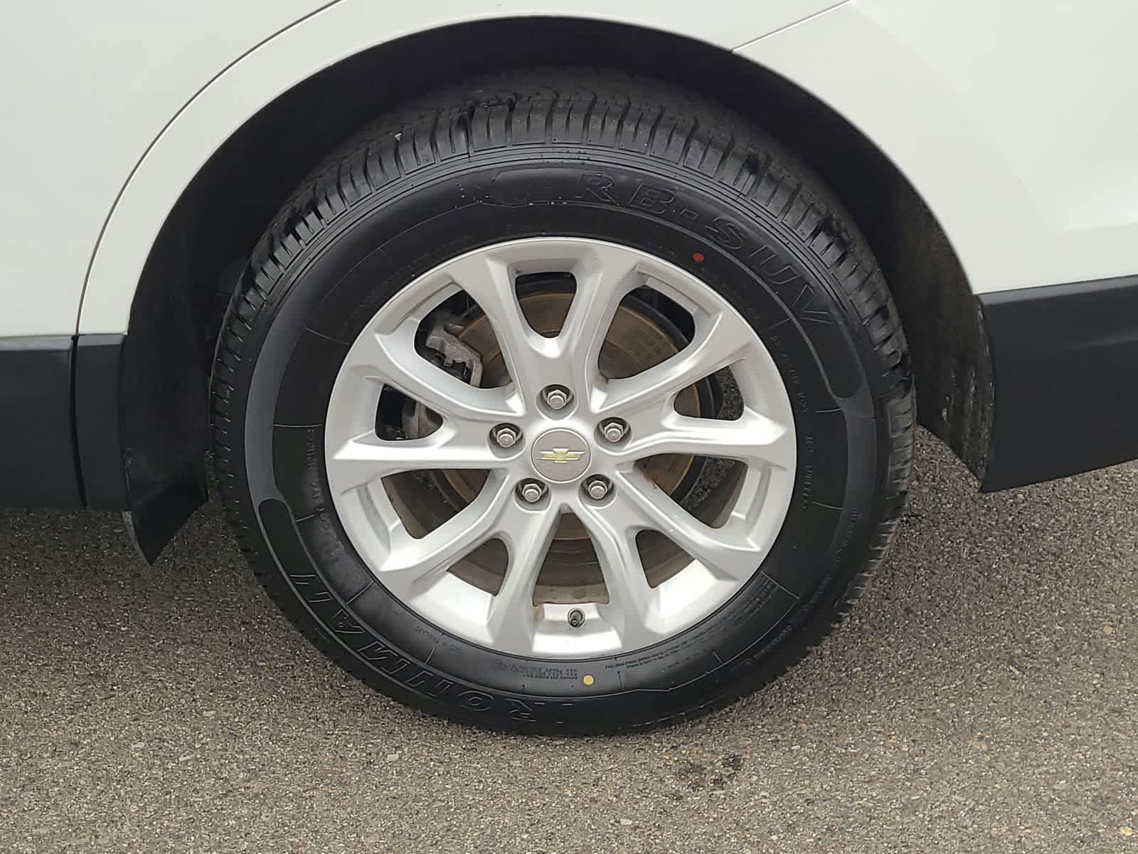 Used 2018 Chevrolet Equinox LT AWD/4WD image 16