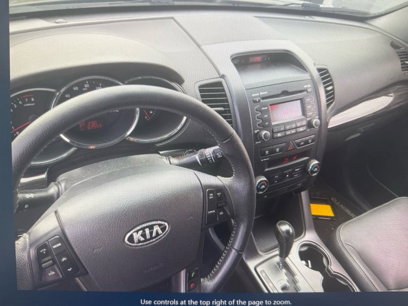 Used 2011 Kia Sorento EX w/ Premium Pkg image 5