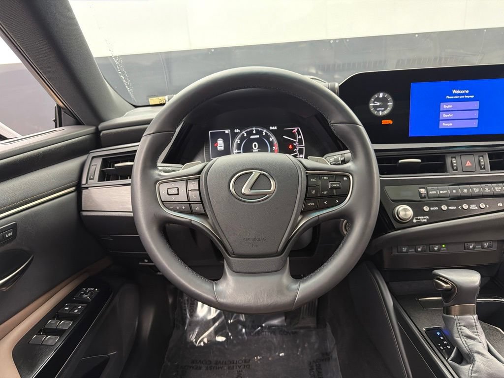 Used 2023 Lexus ES 350 w/ Premium Package FWD image 9