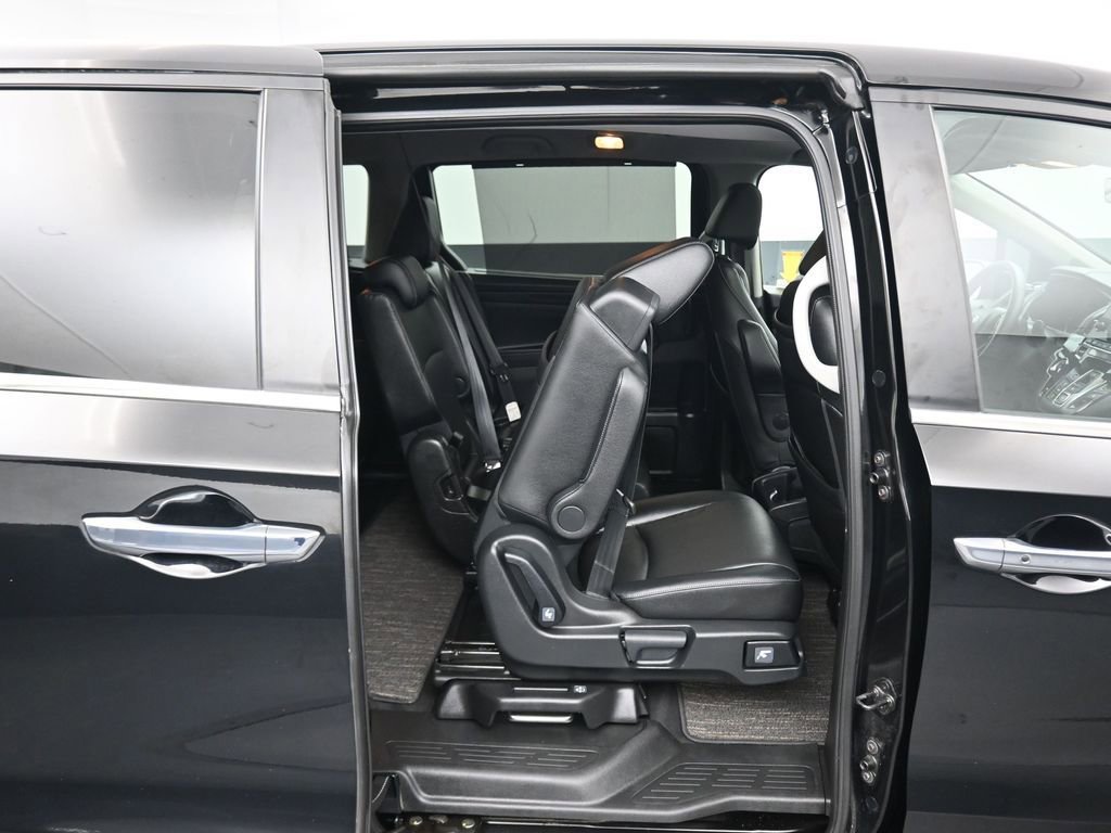 Used 2023 Honda Odyssey Touring image 55