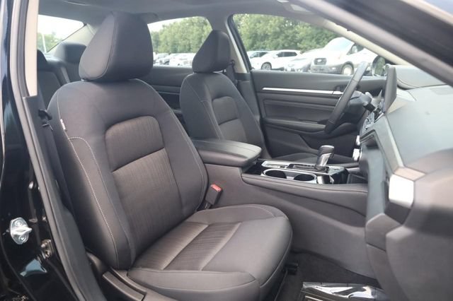 Certified 2023 Nissan Altima 2.5 SV w/ SV Premium Package AWD/4WD image 21