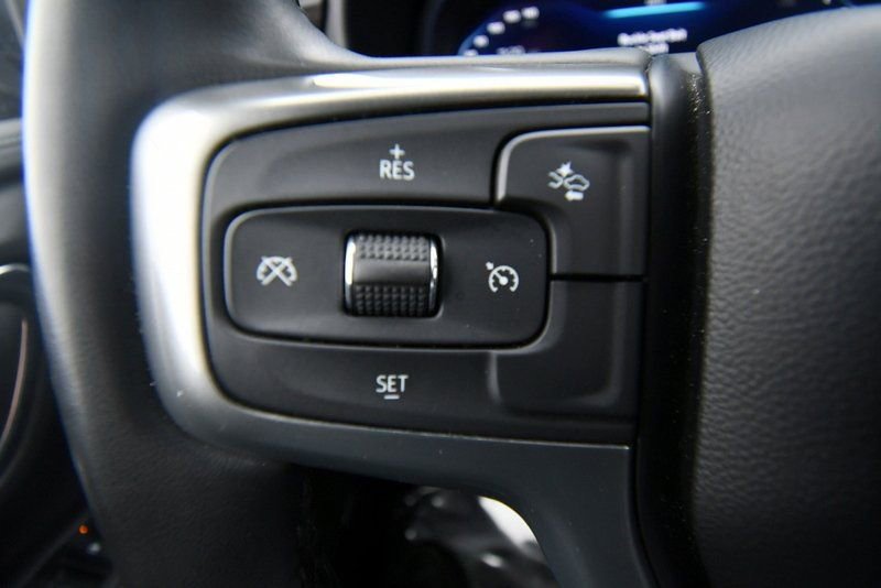 Used 2024 Chevrolet Suburban LT AWD/4WD image 22