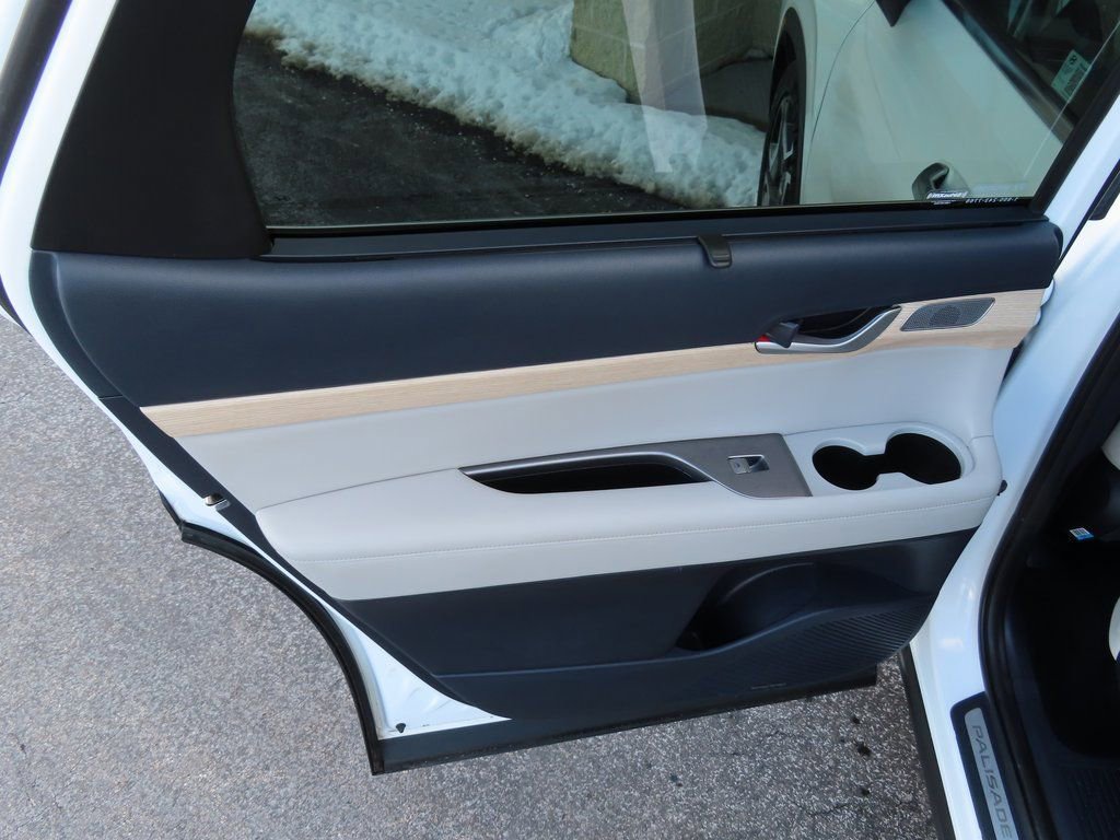 Used 2024 Hyundai Palisade Limited image 31