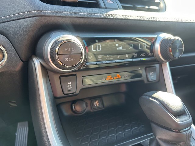 Used 2024 Toyota RAV4 XLE image 28