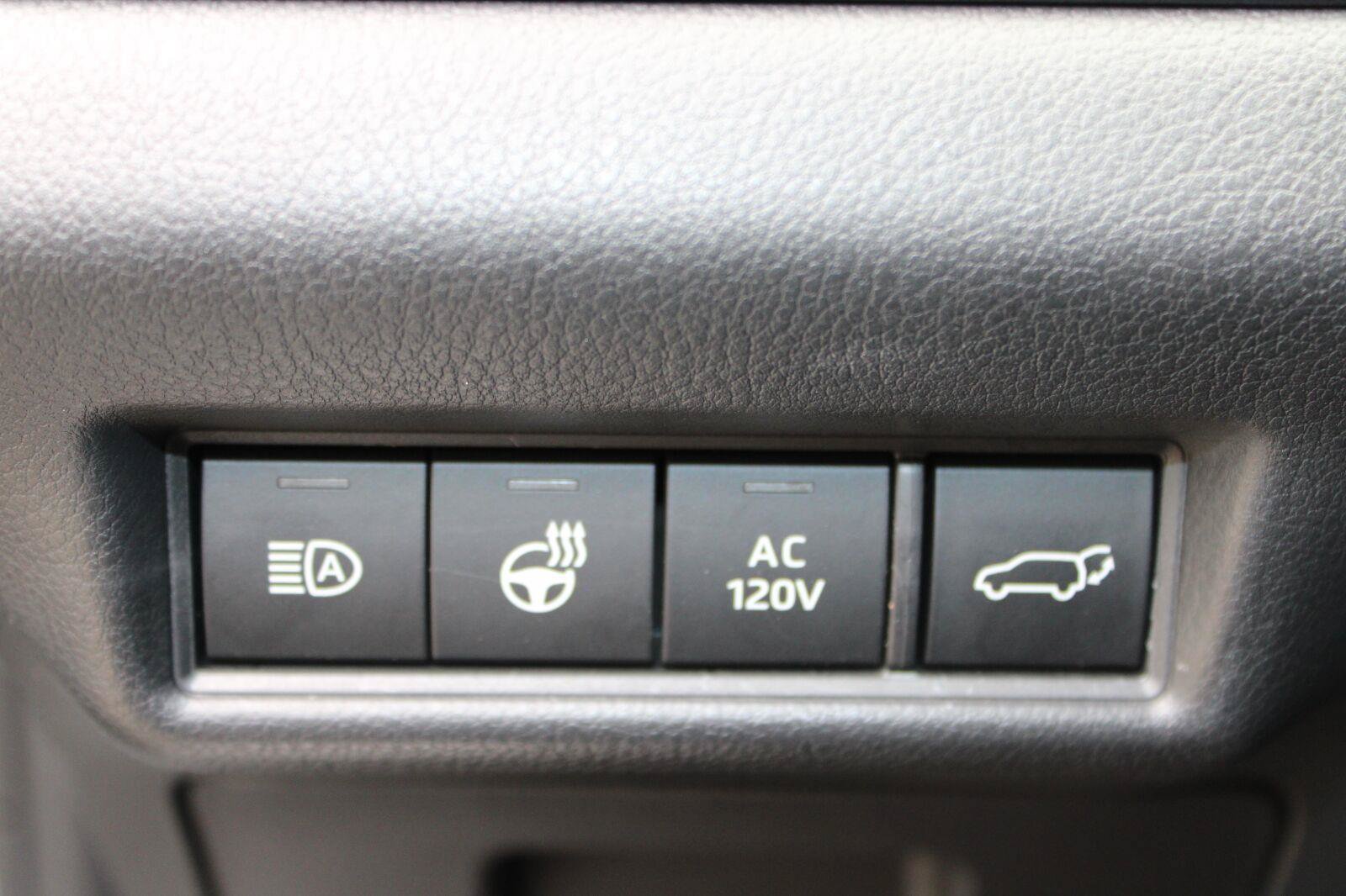 Used 2025 Toyota Grand Highlander AWD Hybrid image 18