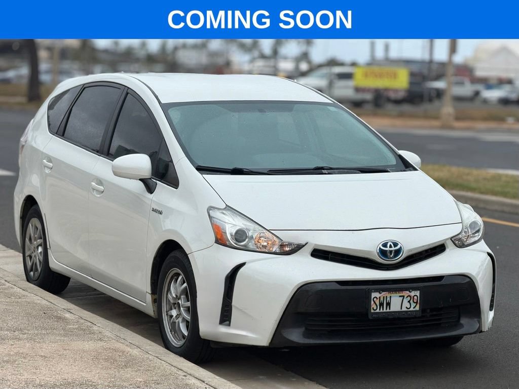 Used 2016 Toyota Prius V Five FWD image 6