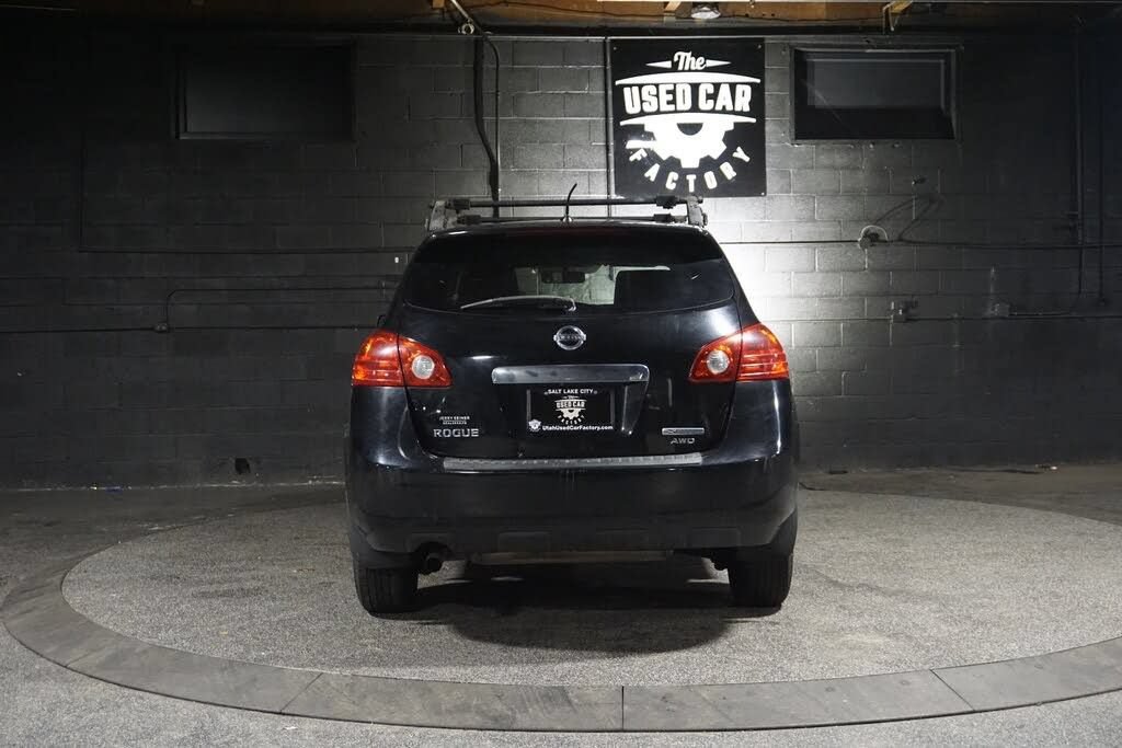 Used 2013 Nissan Rogue S w/ Special Edition Pkg AWD/4WD image 4