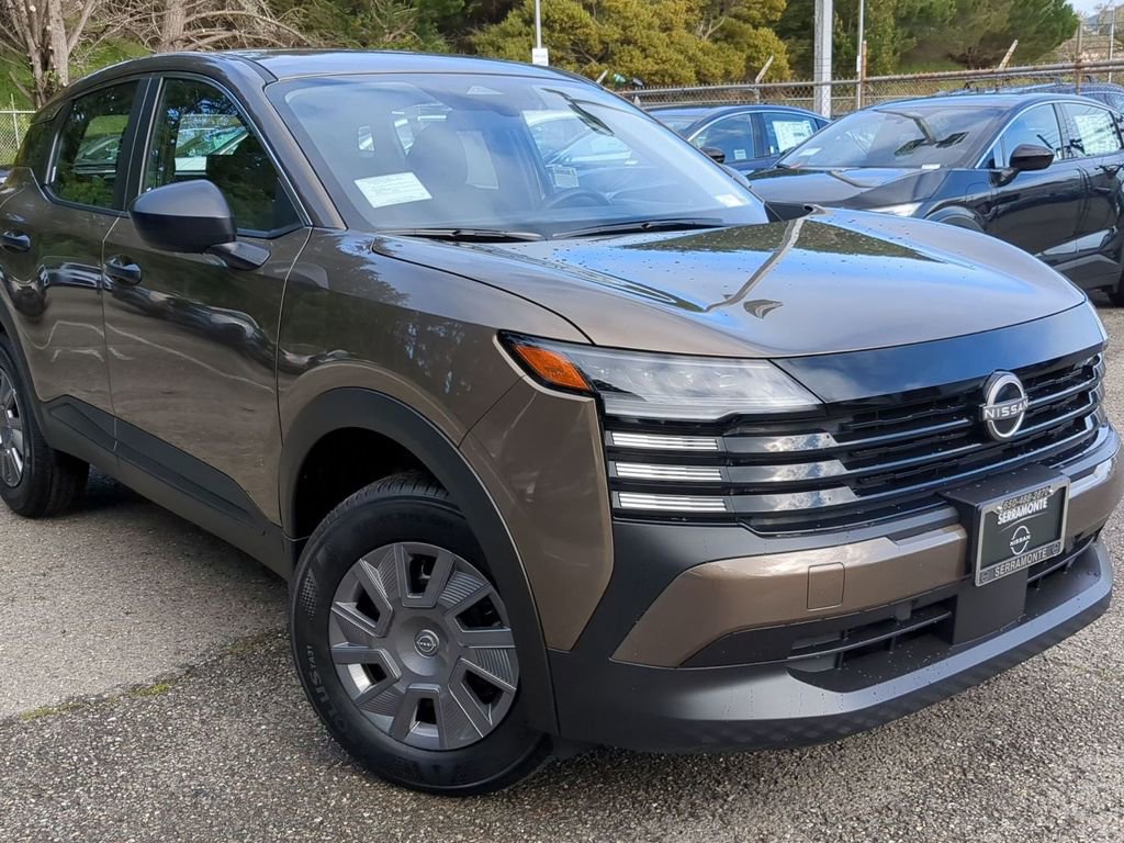 New 2026 Nissan Kicks S image 1