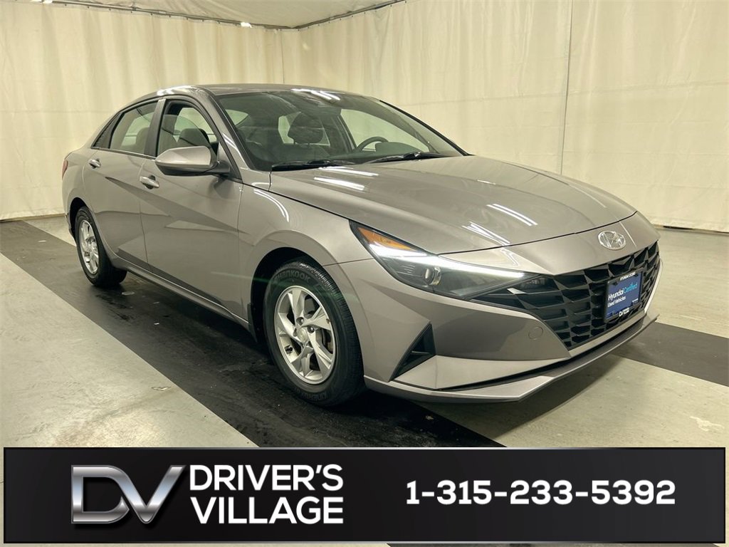 Used 2023 Hyundai Elantra SE