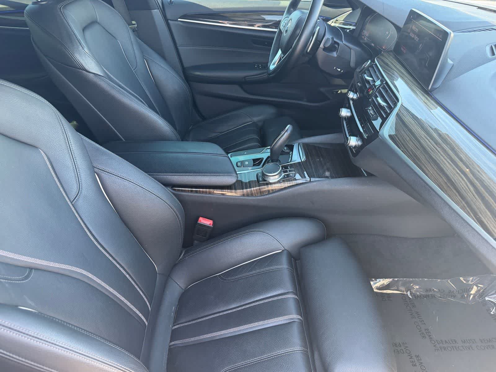 Used 2020 BMW 530i w/ Convenience Package RWD image 11