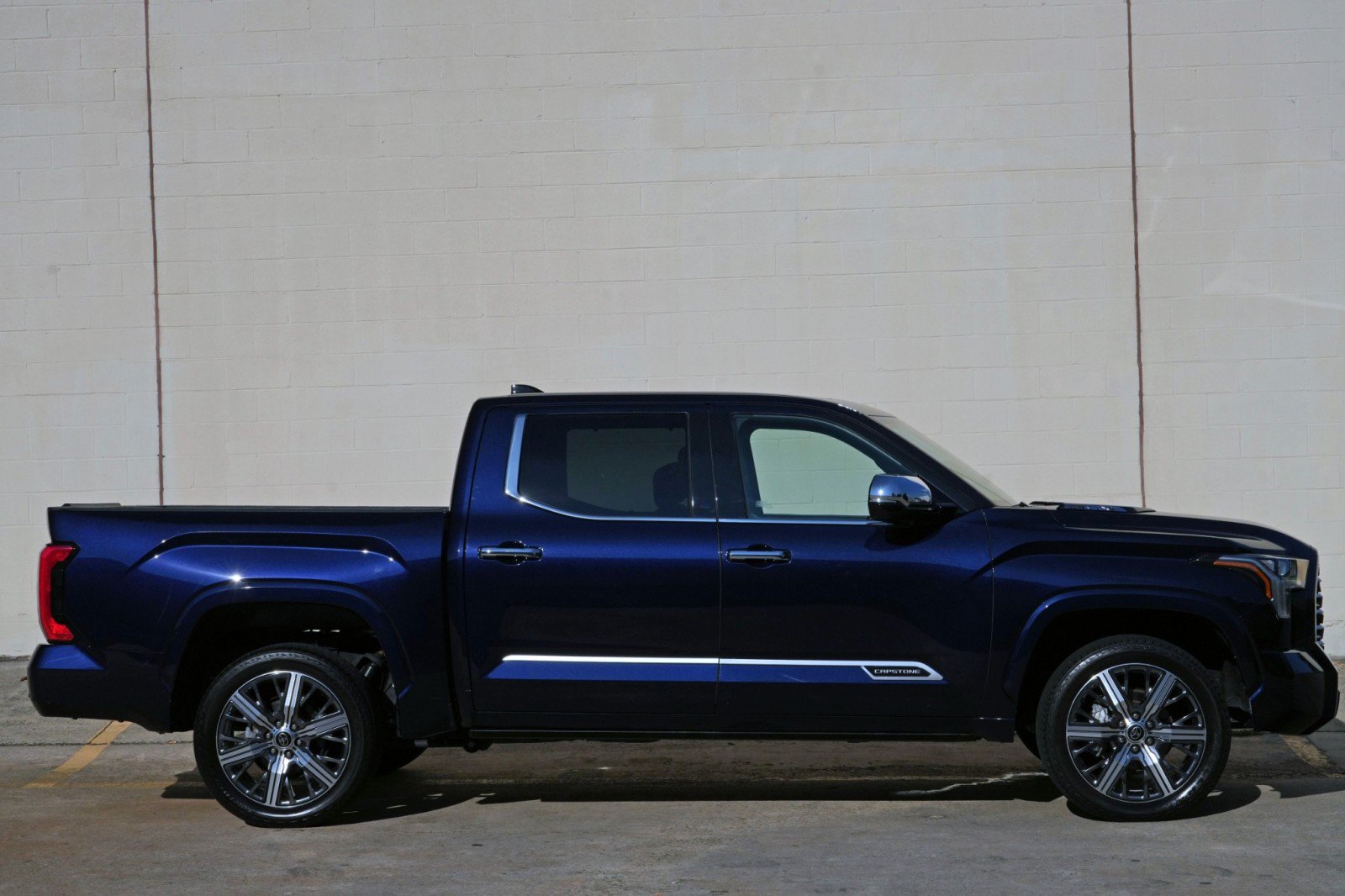 Used 2023 Toyota Tundra Capstone AWD/4WD image 57