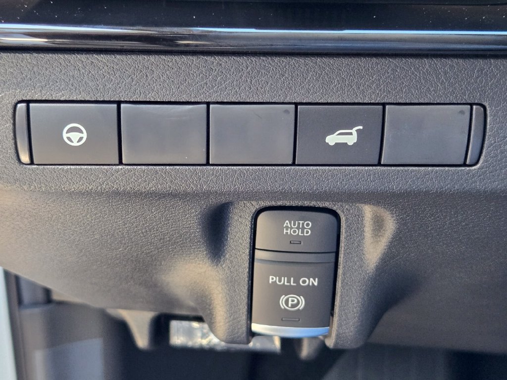 New 2026 Nissan Murano SV AWD/4WD image 17