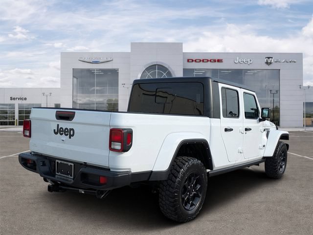 Certified 2023 Jeep Gladiator Sport AWD/4WD image 3