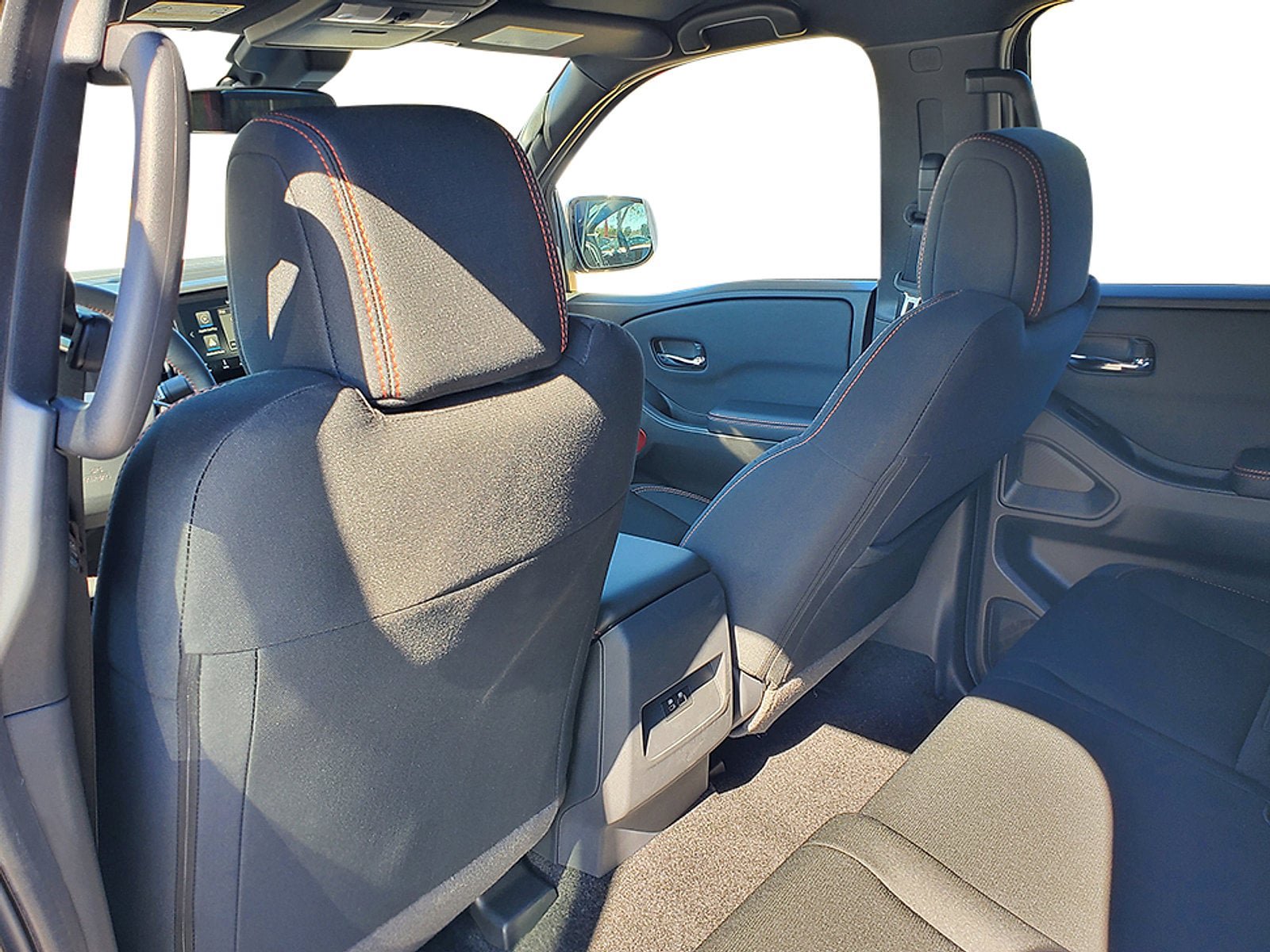 New 2025 Nissan Frontier PRO-4X AWD/4WD image 12